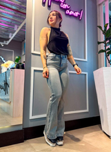 Jeans colombiano levanta cola Zoe Dirty