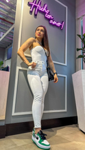 Jeans colombiano levanta cola Vallarta White